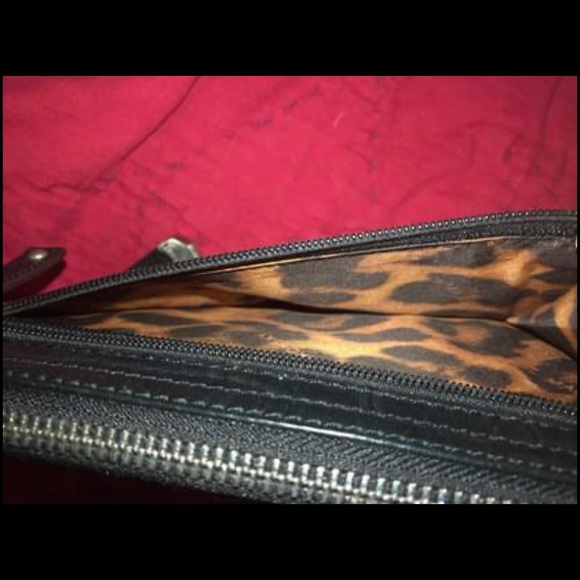 Bruce Makowsky leather wallet. - Picture 3 of 5